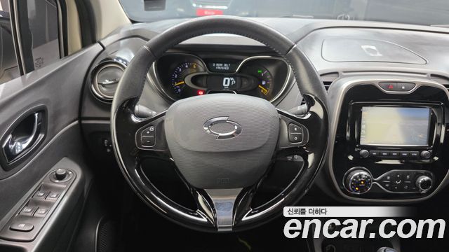 Renault Korea QM3 LE 2015 — фото 12