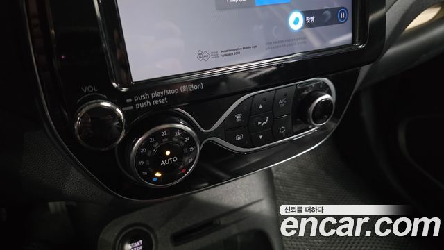 Renault Korea QM3 RE 2018 — фото 16