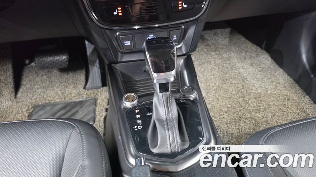 KG Mobility (SsangYong) Very New Tivoli Gasoline 1.5 2WD V3 2021 — фото 9
