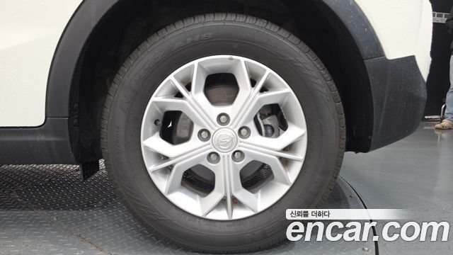 KG Mobility (SsangYong) Very New Tivoli Gasoline 1.5 2WD V3 2021 — фото 21