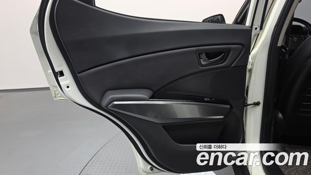KG Mobility (SsangYong) Very New Tivoli Gasoline 1.5 2WD V3 2021 — фото 25