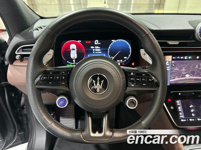 Maserati Grecale 2.0 AWD GT Type P 2024 — фото 7