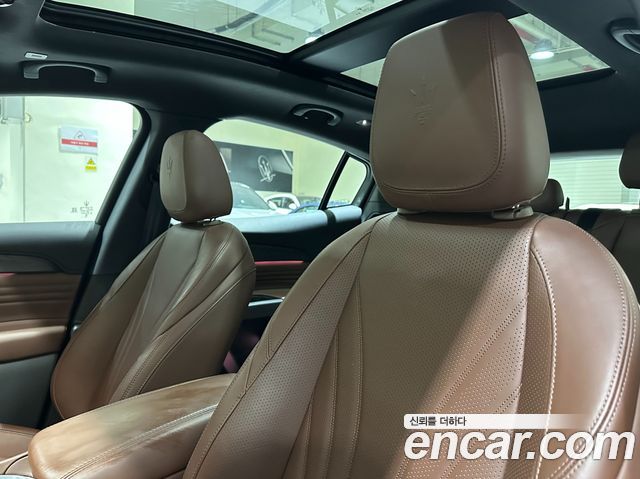 Maserati Grecale 2.0 AWD GT Type P 2024 — фото 10