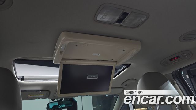 Kia Carnival 7-seater Limousine President 2016 — фото 27