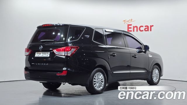 KG Mobility (SsangYong) Korando Turismo 4WD LT 11-seater 2015 — фото 2