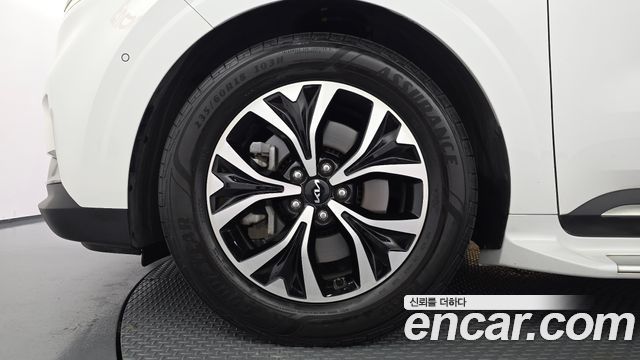 Kia Carnival (IV) Gasoline 11-Seater Noblesse 2022 — фото 5