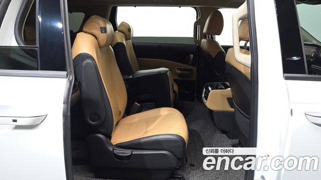 Kia Carnival (IV) Gasoline 11-Seater Noblesse 2022 — фото 12