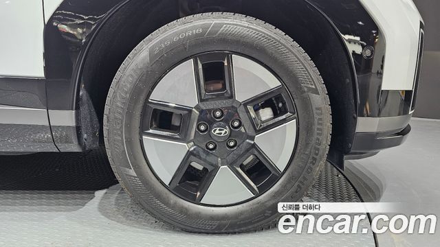 Hyundai Santa Fe (MX5) HEV 1.6 2WD Calligraphy 2024 — фото 21