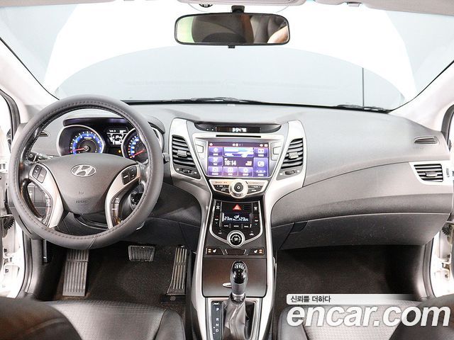 Hyundai Avante 1.6 GDi Smart Standard 2014 — фото 19