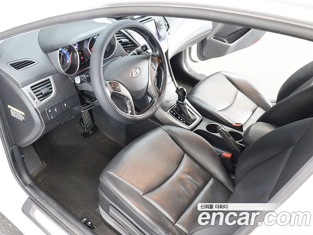Hyundai Avante 1.6 GDi Smart Standard 2014 — фото 22