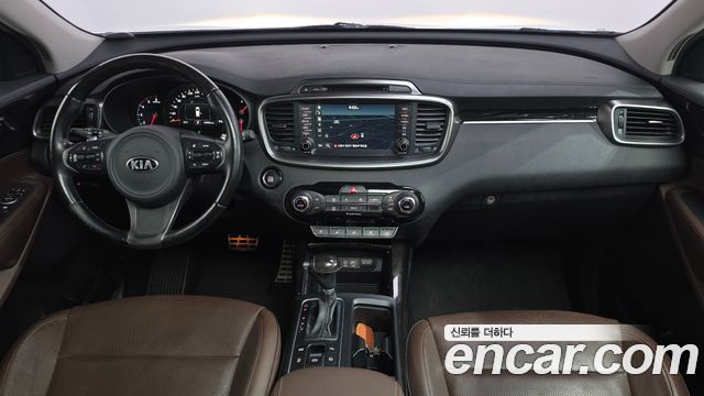 Kia Sorento Diesel 2.2 2WD Noblesse Special 2015 — фото 7