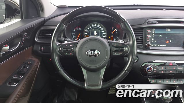 Kia Sorento Diesel 2.2 2WD Noblesse Special 2015 — фото 17