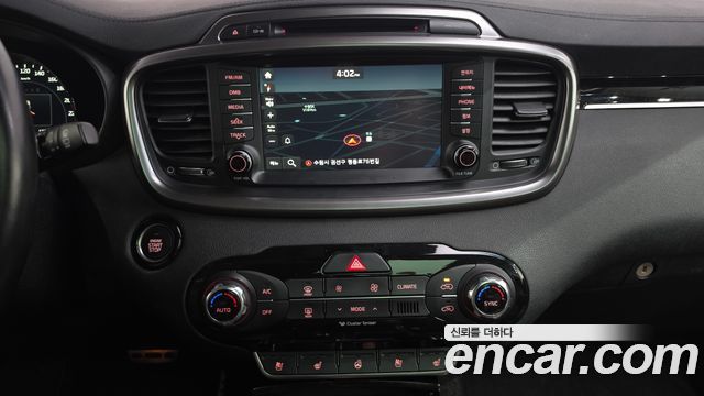 Kia Sorento Diesel 2.2 2WD Noblesse Special 2015 — фото 18