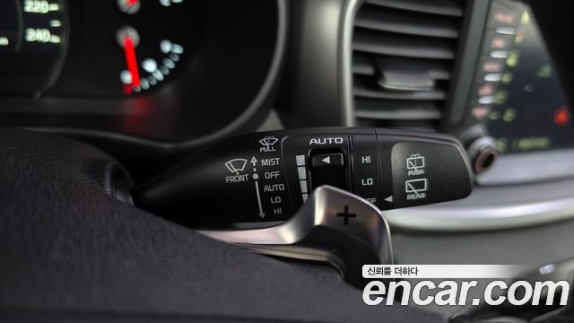Kia Sorento Diesel 2.2 2WD Noblesse Special 2015 — фото 21