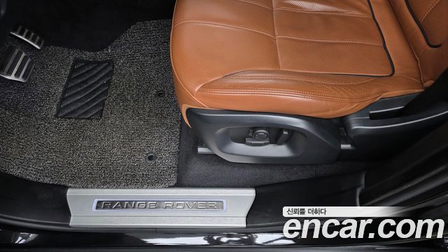 Land Rover Range Rover Sport (II) 3.0 SDV6 HSE Dynamic 2017 — фото 31