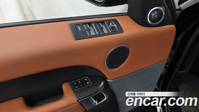 Land Rover Range Rover Sport (II) 3.0 SDV6 HSE Dynamic 2017 — фото 34