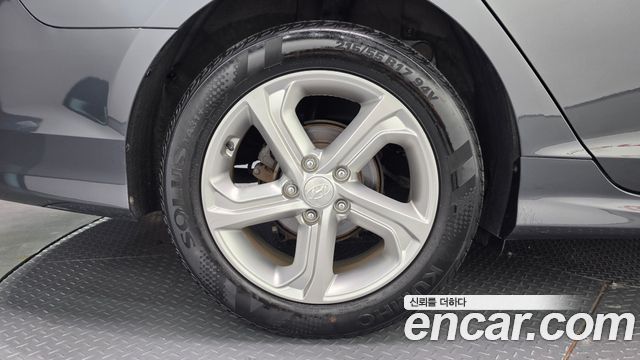Hyundai Sonata New Rise LPI Modern 2018 — фото 5
