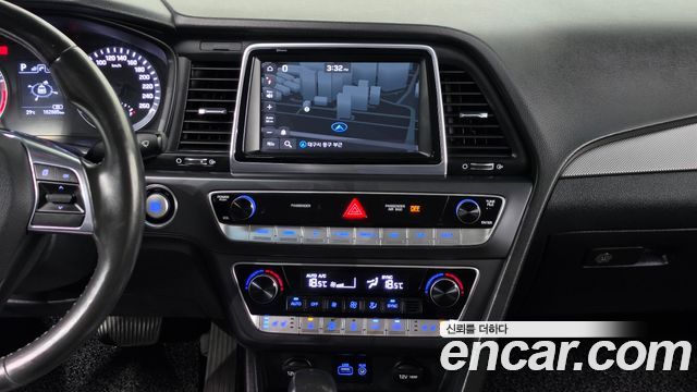 Hyundai Sonata New Rise LPI Modern 2018 — фото 15