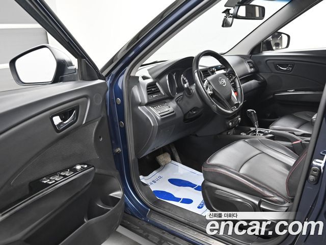 KG Mobility (SsangYong) Tivoli Air Diesel RX 2WD 2018 — фото 15