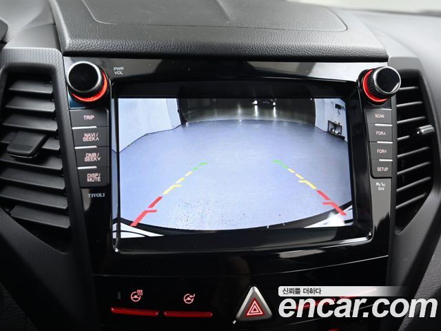 KG Mobility (SsangYong) Tivoli Air Diesel RX 2WD 2018 — фото 19