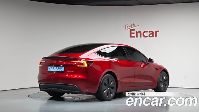 Tesla Model 3 Long Range AWD 2024 — фото 2