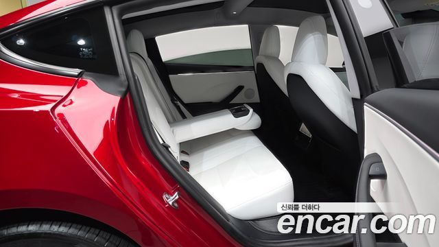 Tesla Model 3 Long Range AWD 2024 — фото 11