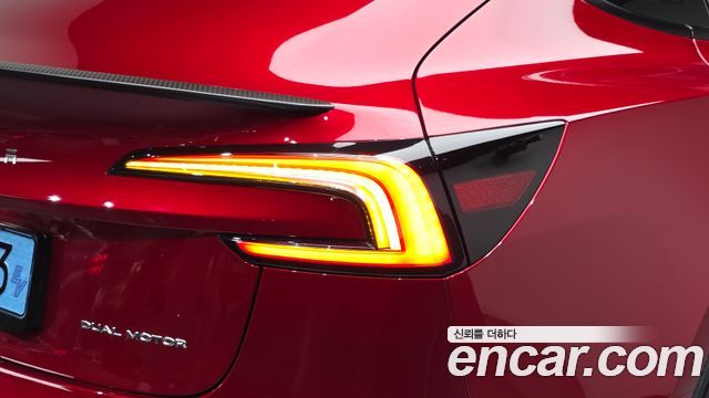 Tesla Model 3 Long Range AWD 2024 — фото 23