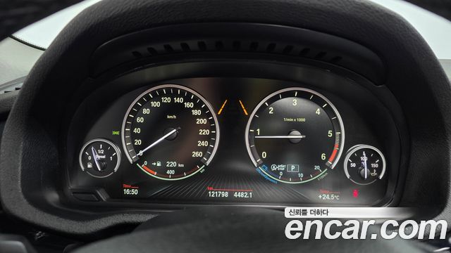 BMW X4 (F26) xDrive20d 2016 — фото 8