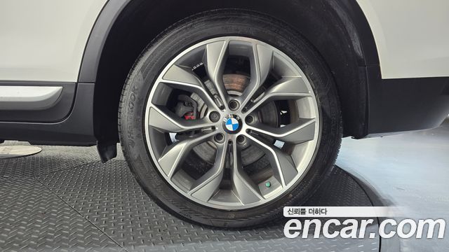 BMW X4 (F26) xDrive20d 2016 — фото 27