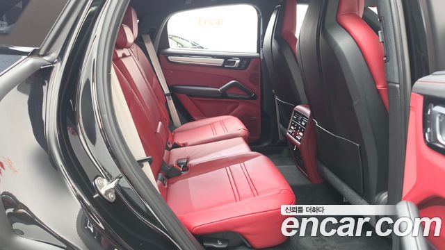Porsche Cayenne (PO536) 3.0 E-HYBRID PLATINUM EDITION 2023 — фото 12