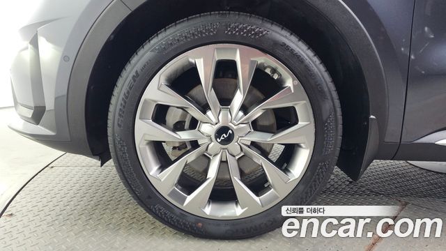 Kia Sorento (IV) Gasoline 2.5T 2WD Signature 2023 — фото 5