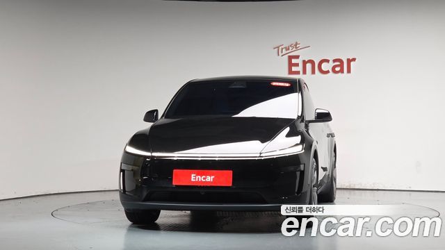 Tesla Model Y Long Range AWD 2025 — фото 3