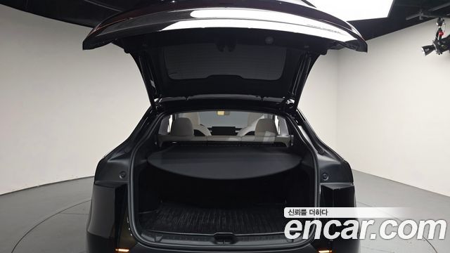 Tesla Model Y Long Range AWD 2025 — фото 20