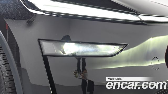 Tesla Model Y Long Range AWD 2025 — фото 22