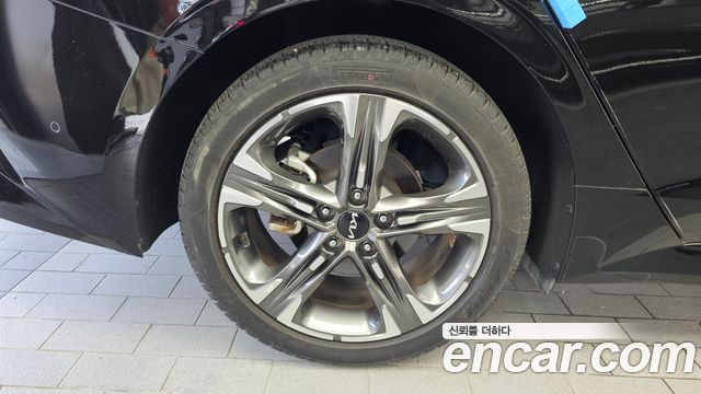 Kia K5 (III) 2.0 Signature 2023 — фото 5