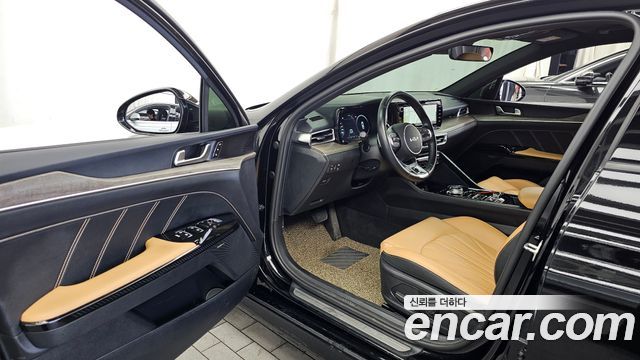 Kia K5 (III) 2.0 Signature 2023 — фото 10