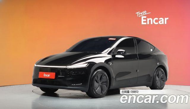 Tesla Model Y RWD