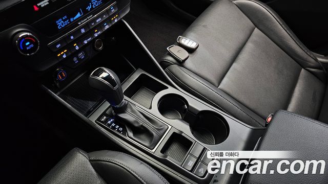 Hyundai Tucson Gasoline 1.6 turbo 2WD Modern 2017 — фото 9