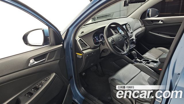 Hyundai Tucson Gasoline 1.6 turbo 2WD Modern 2017 — фото 10