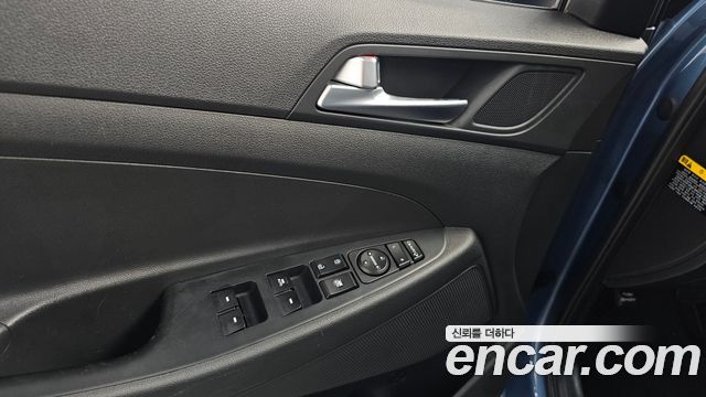 Hyundai Tucson Gasoline 1.6 turbo 2WD Modern 2017 — фото 16