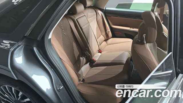 Hyundai Grandeur Hybrid (GN7) Calligraphy 2024 — фото 12