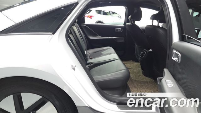 Hyundai Ioniq 6 Long Range Exclusive 2025 — фото 12