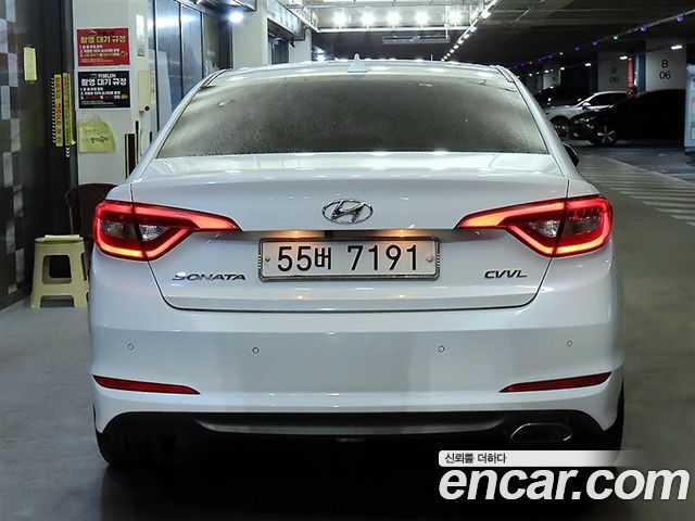 Hyundai Sonata (LF) 2.0 Smart 2015 — фото 4