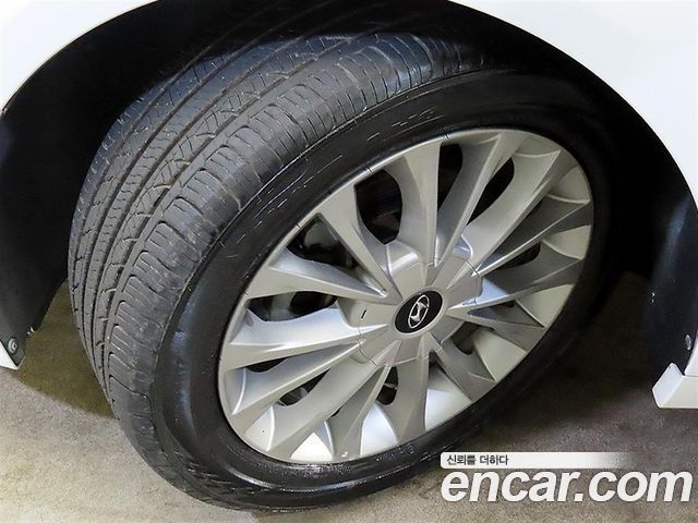 Hyundai Sonata (LF) 2.0 Smart 2015 — фото 23