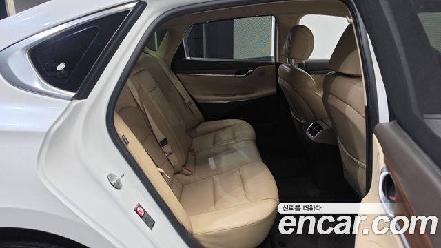 Hyundai Grandeur (IG) 2.4 Premium Special 2018 — фото 15