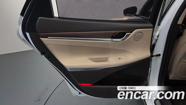 Hyundai Grandeur (IG) 2.4 Premium Special 2018 — фото 31