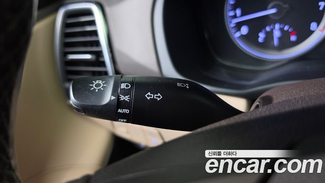 Hyundai Grandeur (IG) 2.4 Premium Special 2018 — фото 41