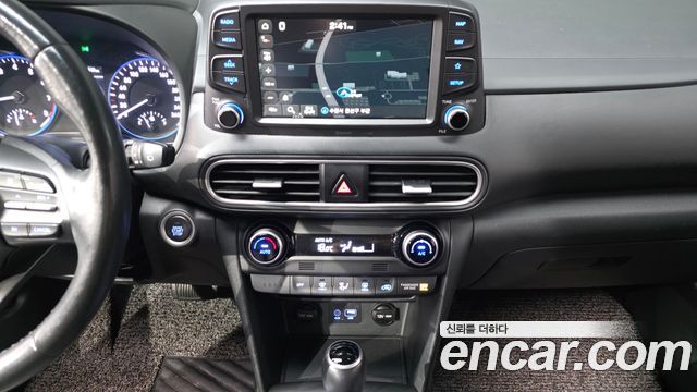 Hyundai Kona 1.6 Turbo 2WD Modern Art 2018 — фото 15