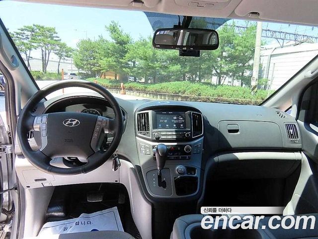 Hyundai Grand Starex 4WD Wagon 12-Seater Modern 2020 — фото 8