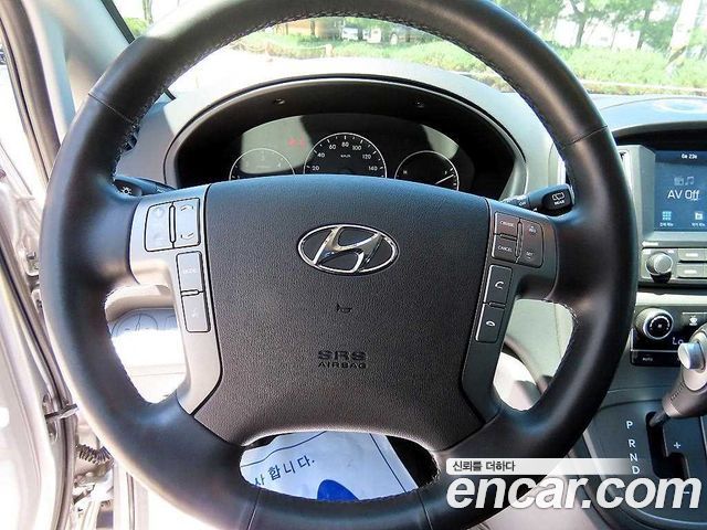 Hyundai Grand Starex 4WD Wagon 12-Seater Modern 2020 — фото 9